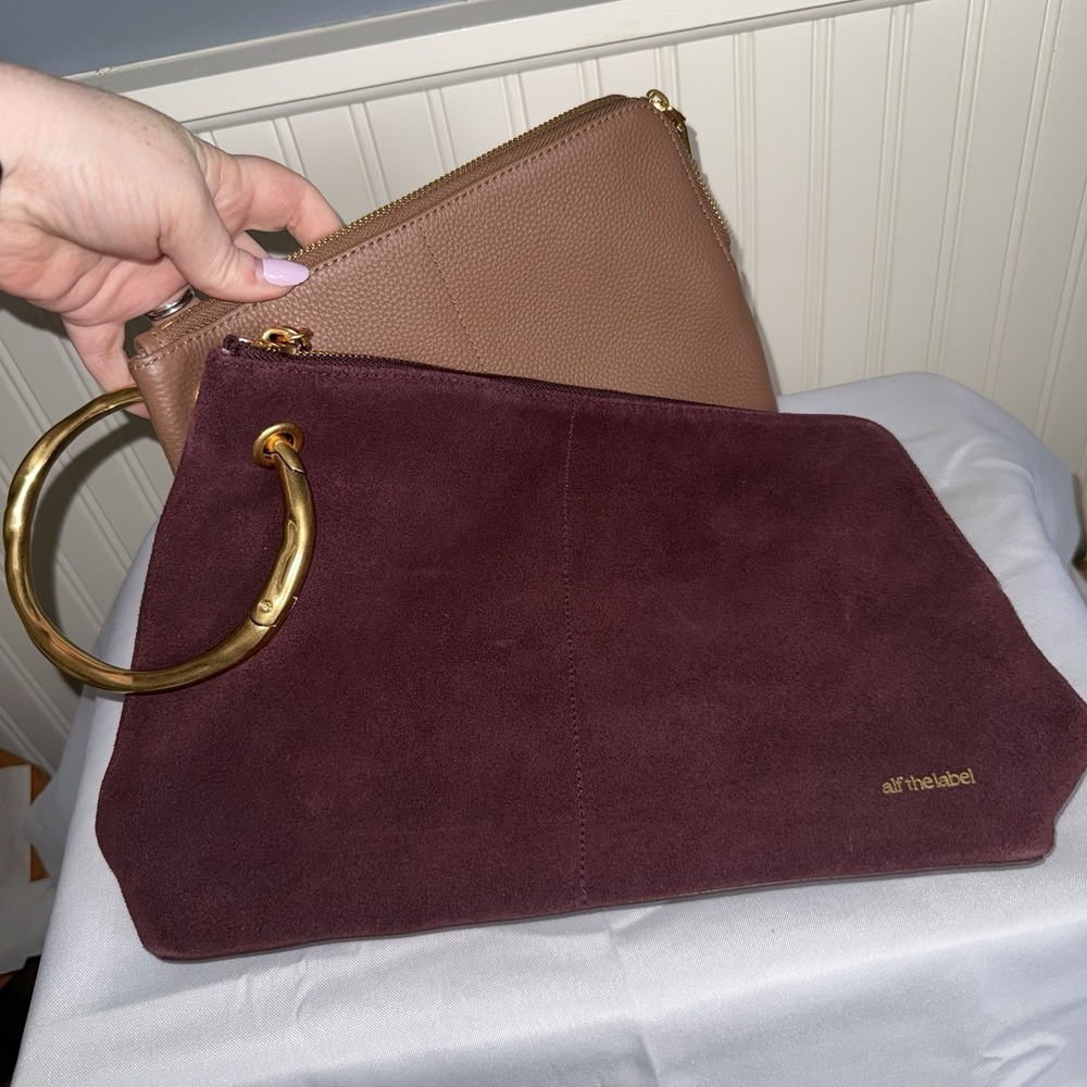 Alf The Label Grande Carabiner Grande Berry Suede Medium Pecan Leather Pouch
